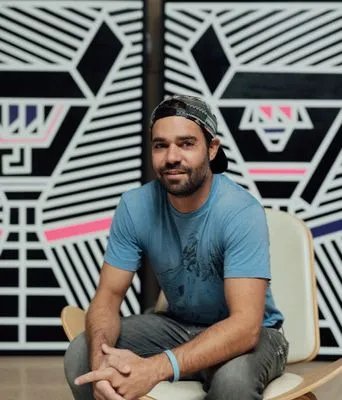 Artie Sandstone profile